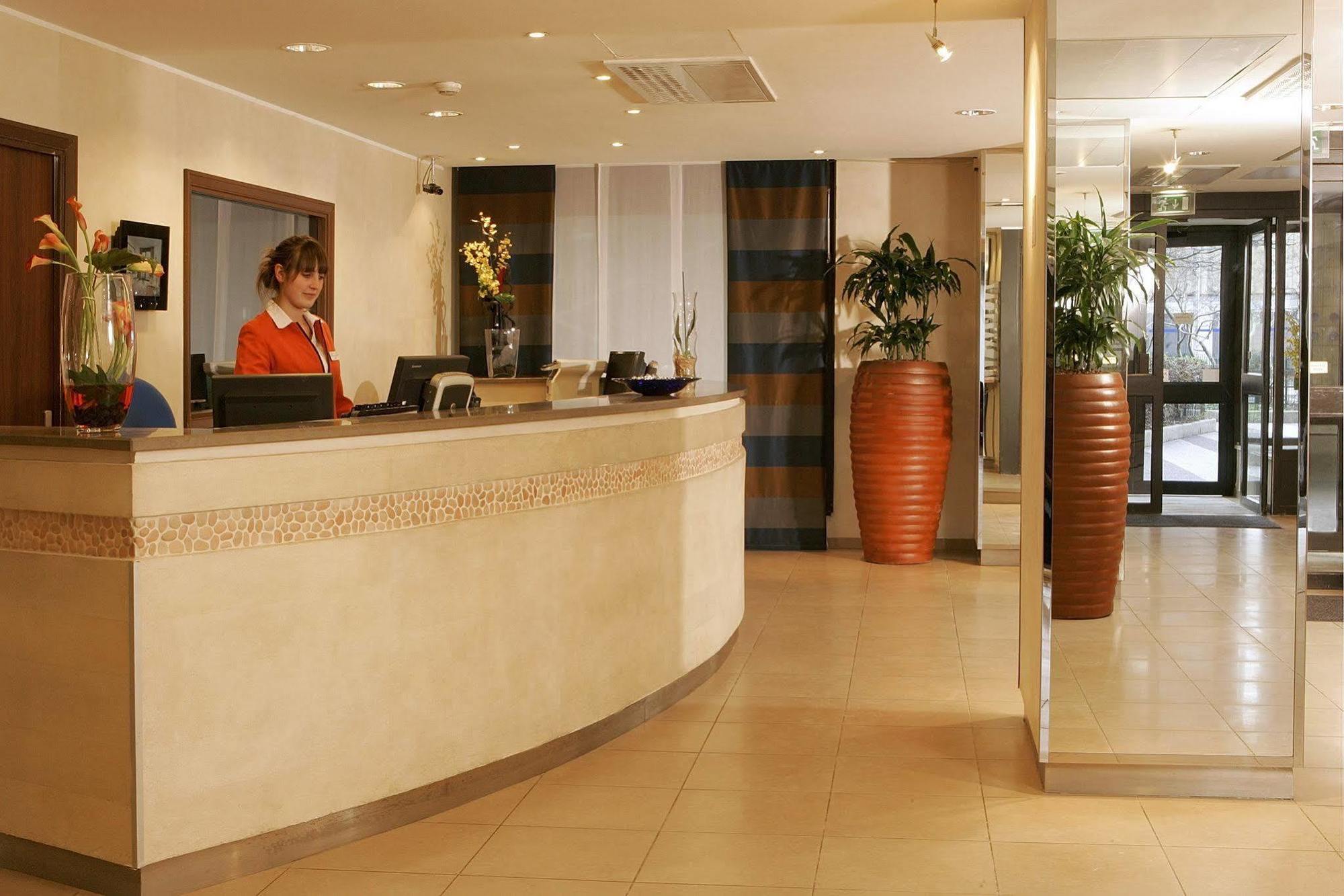 Aparthotel Citadines La Defense Paris