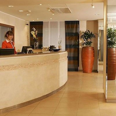 Apart-hotel Citadines La Defense Paris 4*